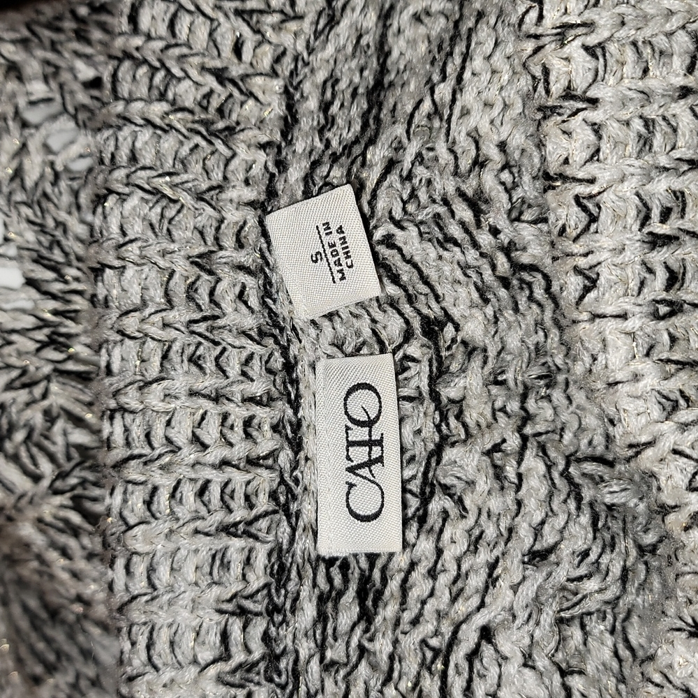 Sweaters - Picture 15 of 15